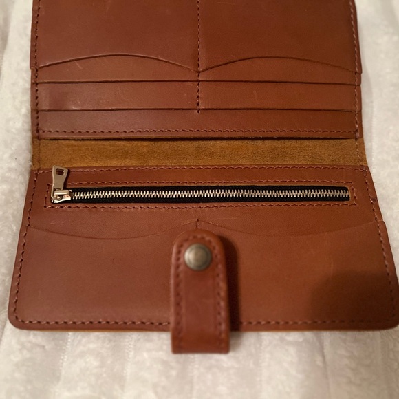 Portland Leather Brown Wallet - Picture 4 of 6